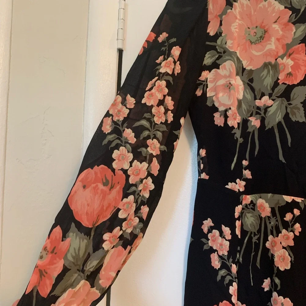 Reformation Luanne Midi in Louise Black Floral - Sz 2 - Picture 3 of 7